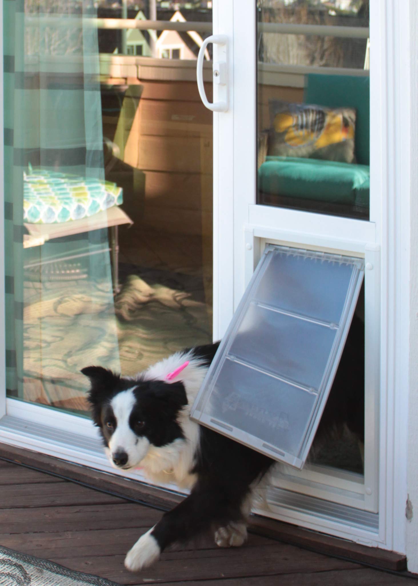 Endura Flap Pet Door for Vinyl Sliding Glass Doors | Weatherproof & Insulated Dog Door for Vinyl Sliders | Durable with Secure Locking Cover | White, Small Flap, 74.75"-77.75" Slider Height