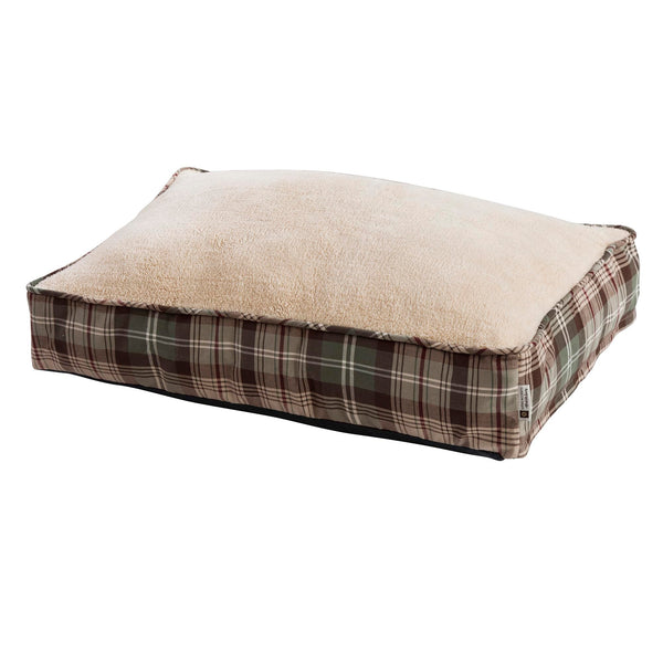 Paseo Road Huntsman Western Dog Bed for Medium, Large Dogs, 23x34 inch, Washable Rectangle Pet Bed, Rustic Dog Beds